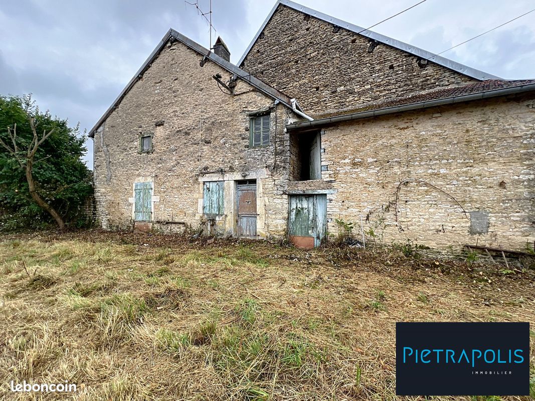 2-salle Maison à Côte-d'Or, France No. 340216