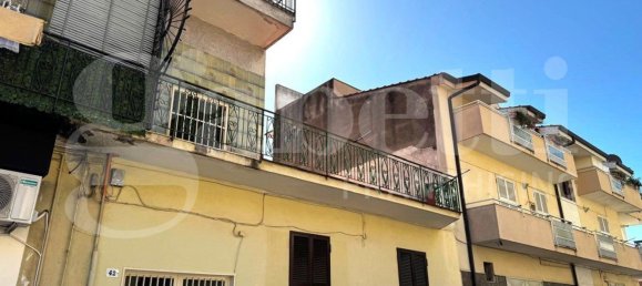 3 bedrooms Apartment in Arzano, Italy No. 381713 3