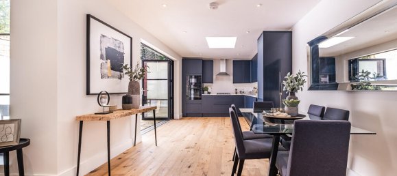 3 bedrooms Apartment in London, United Kingdom No. 14054 26