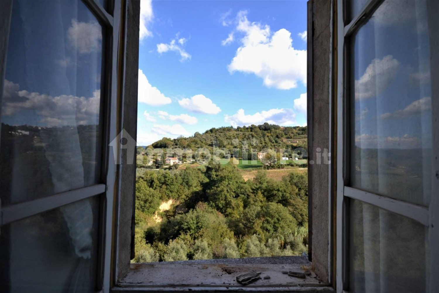 2 bedrooms House in Ficulle, Italy No. 177993