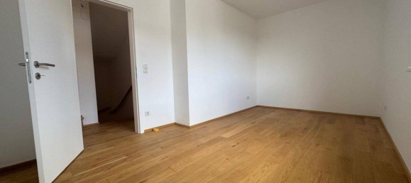 5-Zimmer Stadthaus in Gerasdorf bei Wien, Austria, Nr. 254083 2