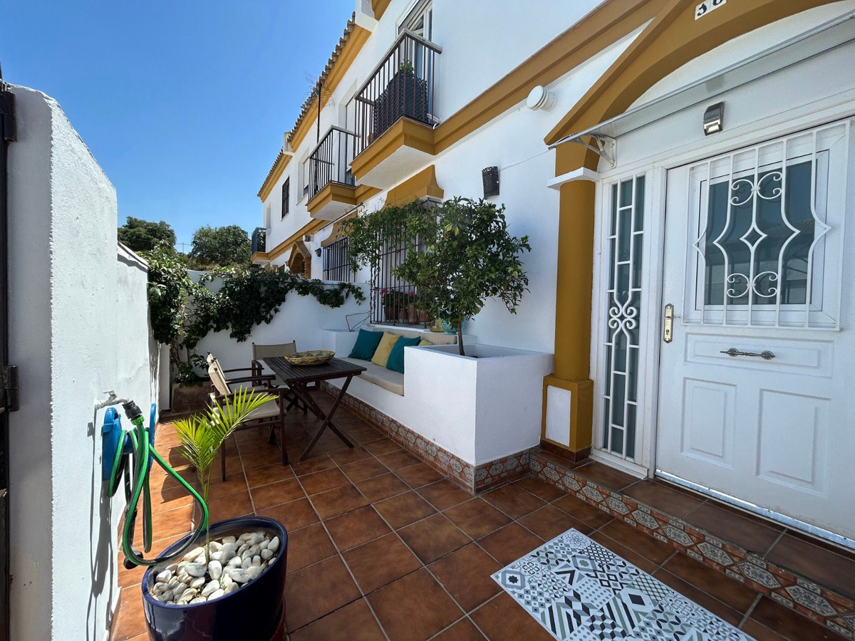 3 bedrooms Townhouse in Cadiz, Spain No. 140931