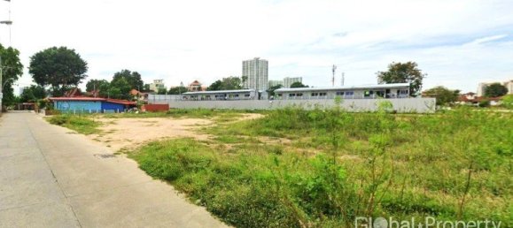 Земельный участок в Паттайя, Таиланд № 19812 2