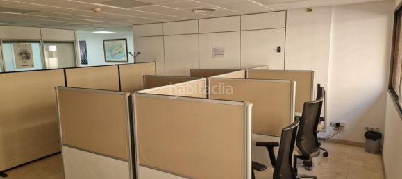657m² Office in Andalusia, Spain No. 139087 35