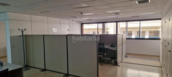 657m² Office in Andalusia, Spain No. 139087 32