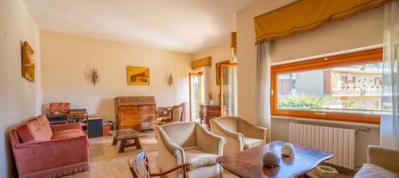 5 rooms Apartment in Naples, Italy No. 271822 5