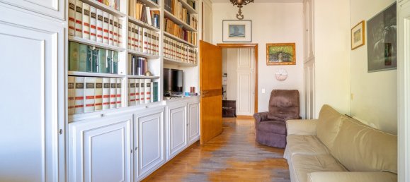 5 rooms Apartment in Naples, Italy No. 271822 13