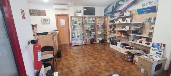 Gewerbliche Immobilie in Perugia, Italy 140m², Nr. 103549 5