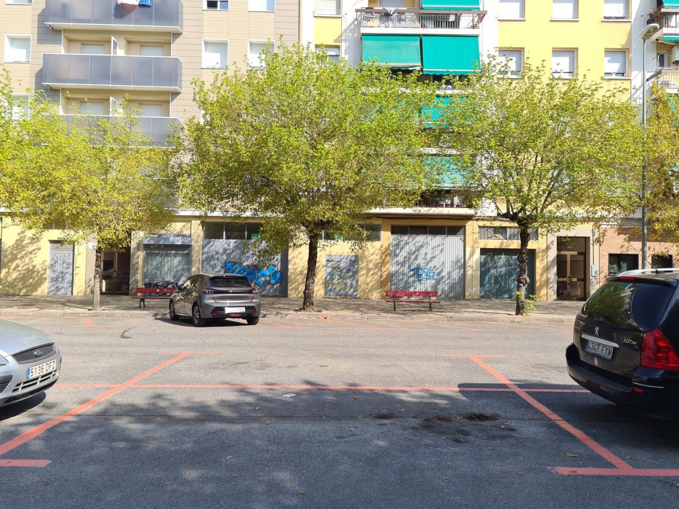 100m² Commercial property in Chartered Community of Navarre, Spain No. 249885