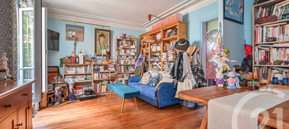 1 bedroom Apartment in Paris, France No. 338848 2