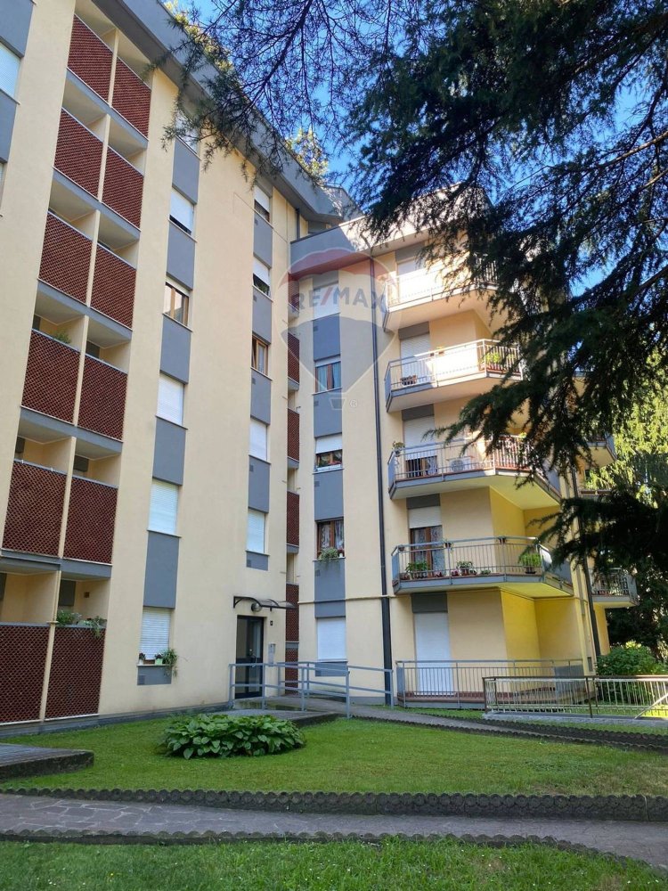 6-Zimmer Wohnung in Lecco, Italy, Nr. 114526