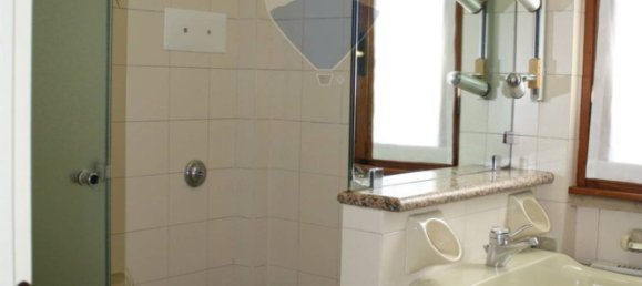 6-Zimmer Wohnung in Lecco, Italy, Nr. 114526 2