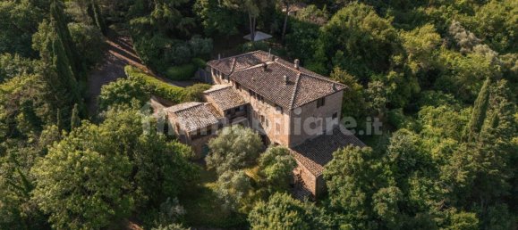 6 bedrooms Villa in Perugia, Italy No. 293151 28