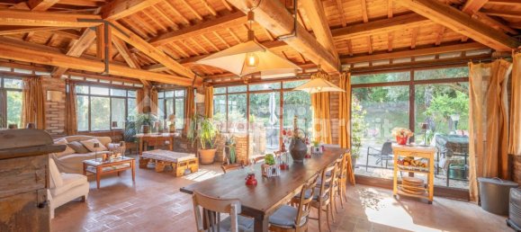 6 bedrooms Villa in Perugia, Italy No. 293151 5