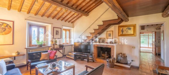 6 bedrooms Villa in Perugia, Italy No. 293151 8