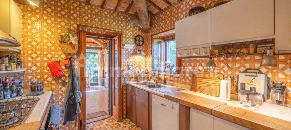 6 bedrooms Villa in Perugia, Italy No. 293151 7