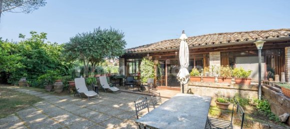 6 bedrooms Villa in Perugia, Italy No. 293151 23
