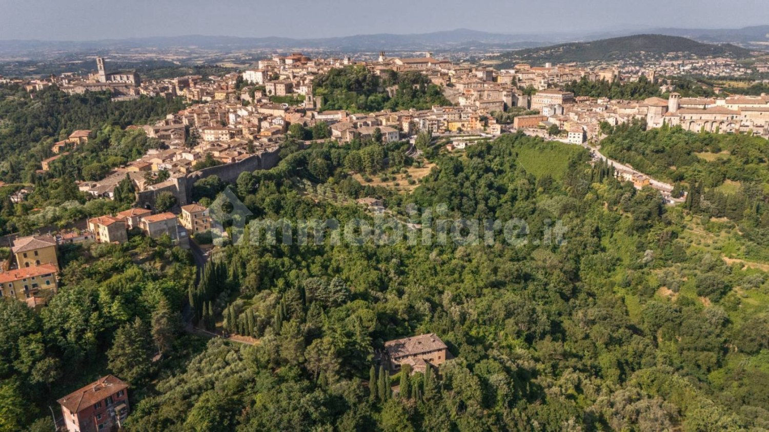 6 Schlafzimmer Villa in Perugia, Italy, Nr. 293151