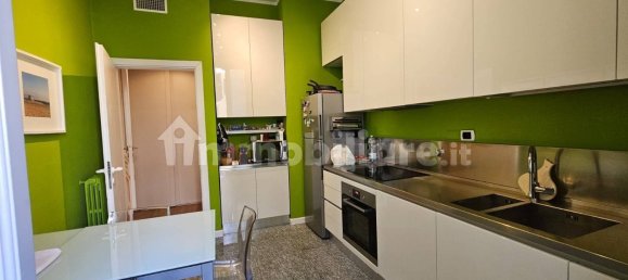 2 bedrooms Apartment in Turin, Italy No. 261091 9