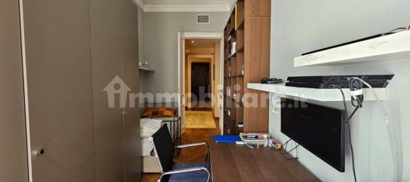 2 bedrooms Apartment in Turin, Italy No. 261091 41