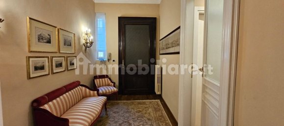 2 bedrooms Apartment in Turin, Italy No. 261091 4