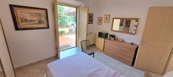 2 Schlafzimmer Wohnung in Florence, Italy, Nr. 365997 12
