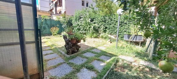 2 Schlafzimmer Wohnung in Florence, Italy, Nr. 365997 35