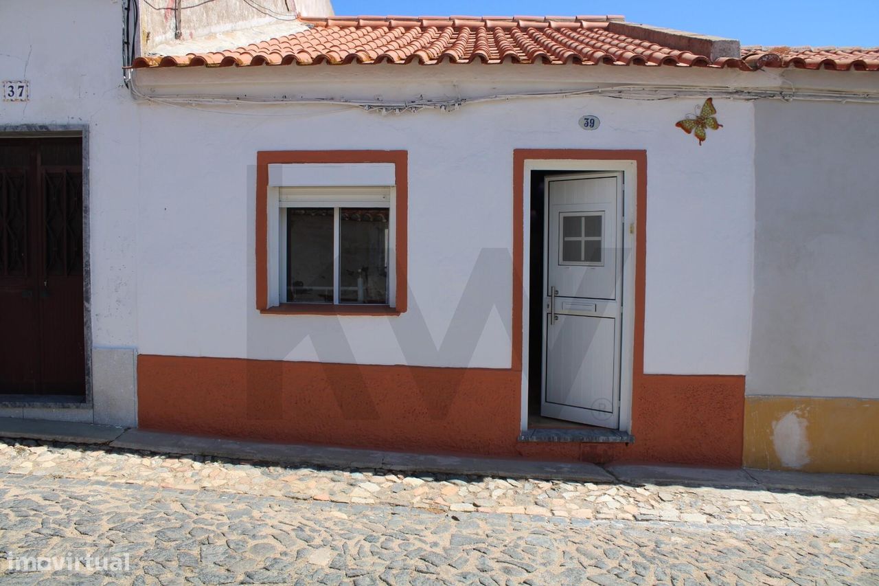 3 chambres Maison à Santa Clara de Louredo, Portugal No. 272878