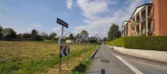 Земельный участок с 1 комнатой в Черменате, Италия № 86247 6