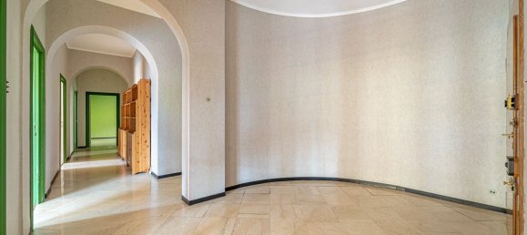 2 bedrooms Apartment in Genoa, Italy No. 349417 21