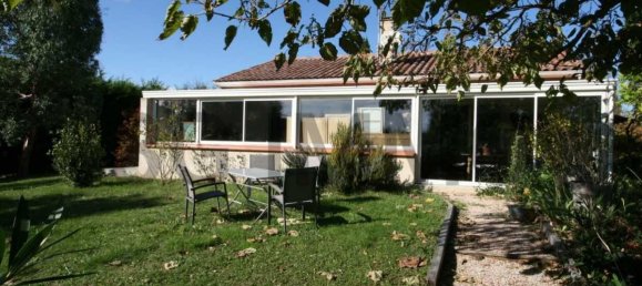 2 bedrooms Villa in Saint-Paul-Cap-de-Joux, France No. 194896 5