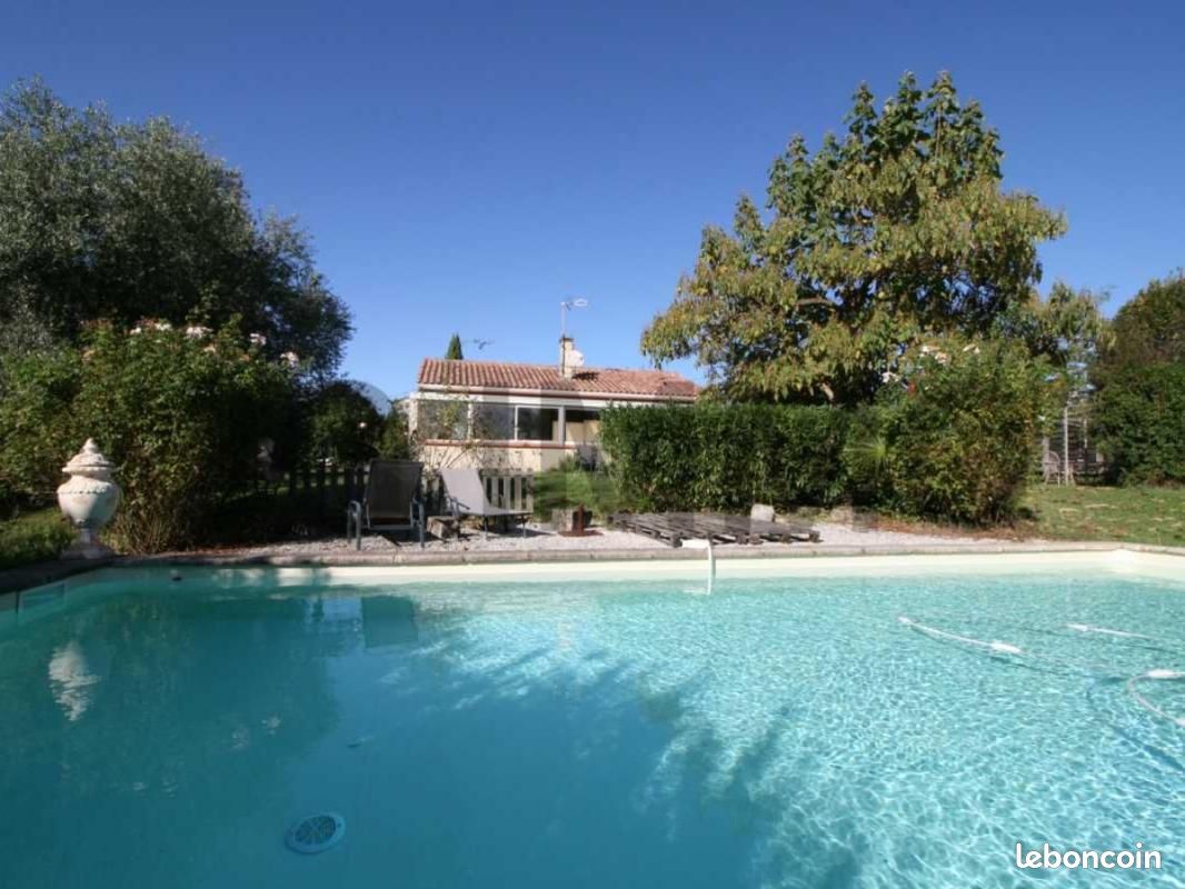 2 bedrooms Villa in Saint-Paul-Cap-de-Joux, France No. 194896