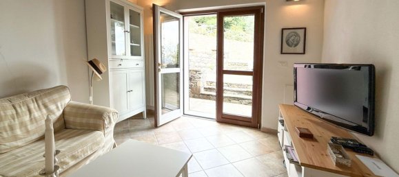 6 bedrooms House in Carro, Italy No. 314281 13