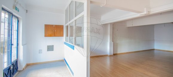 Gewerbliche Immobilie in Odivelas, Portugal 168m², Nr. 264019 2