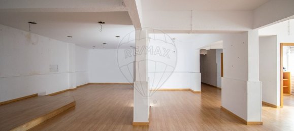 Gewerbliche Immobilie in Odivelas, Portugal 168m², Nr. 264019 4