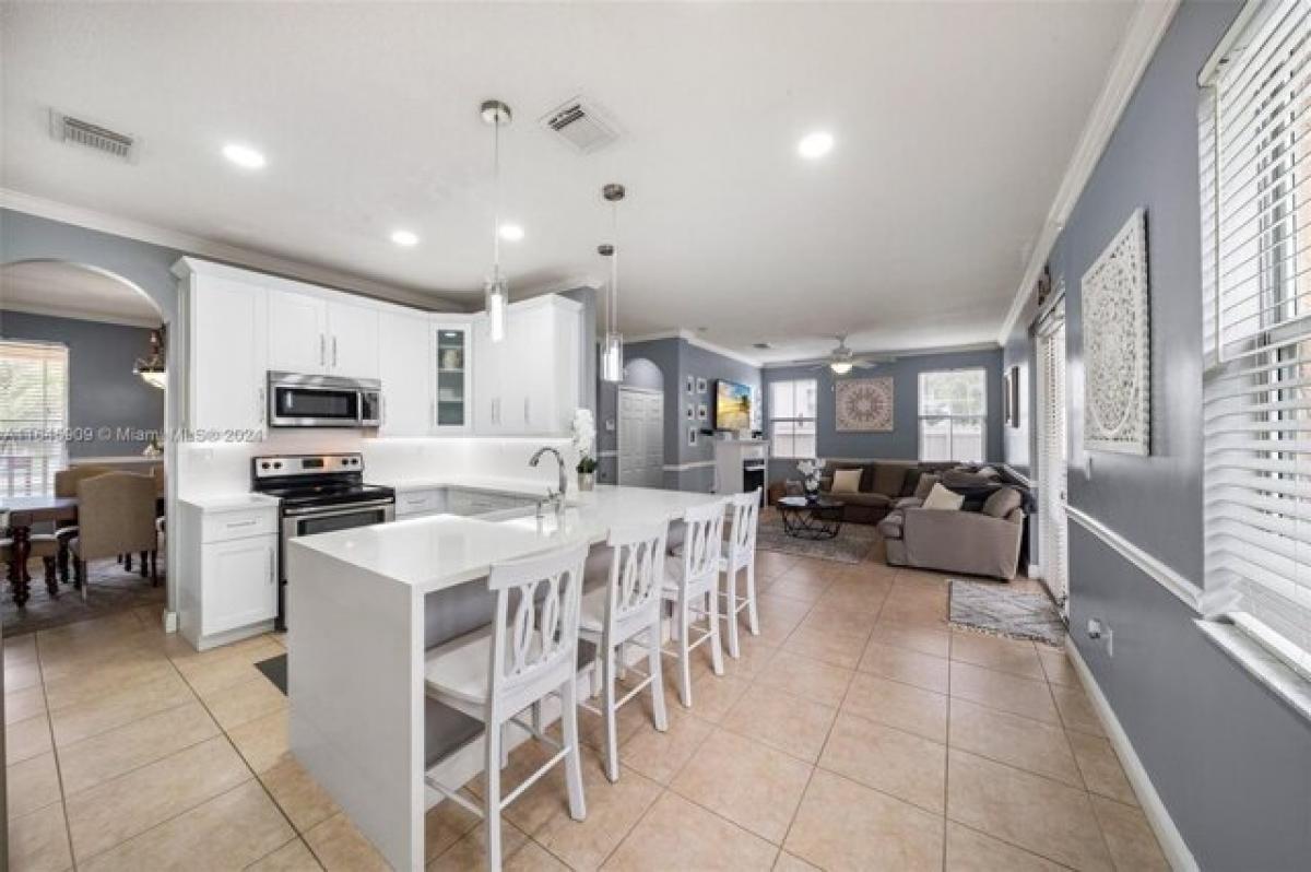 4 bedrooms House in Miami, USA No. 341534