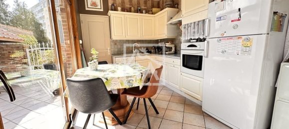 4 bedrooms House in Saint-Omer, France No. 242514 2