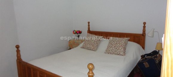 4 bedrooms Townhouse in Caniles, Spain No. 7340 8