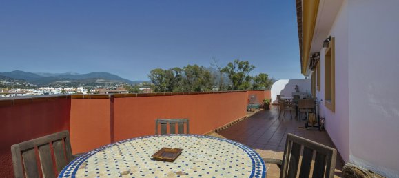 3 bedrooms Penthouse in Marbella, Spain No. 63485 3