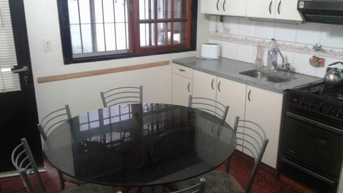 Дом с 2 спальнями в Bermudez, Аргентина № 7247