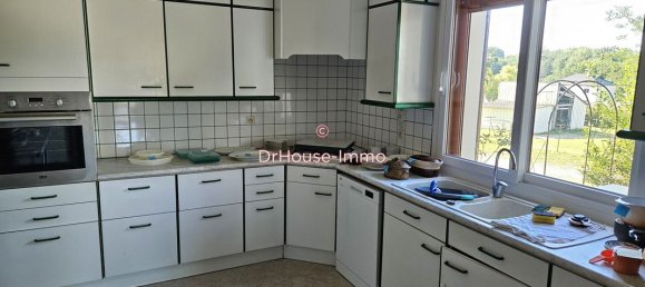 Casa de 6 dormitorios en Le Chene, France No. 52801 2