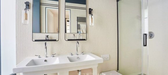 4 bedrooms Apartment in Paris, France No. 148868 25