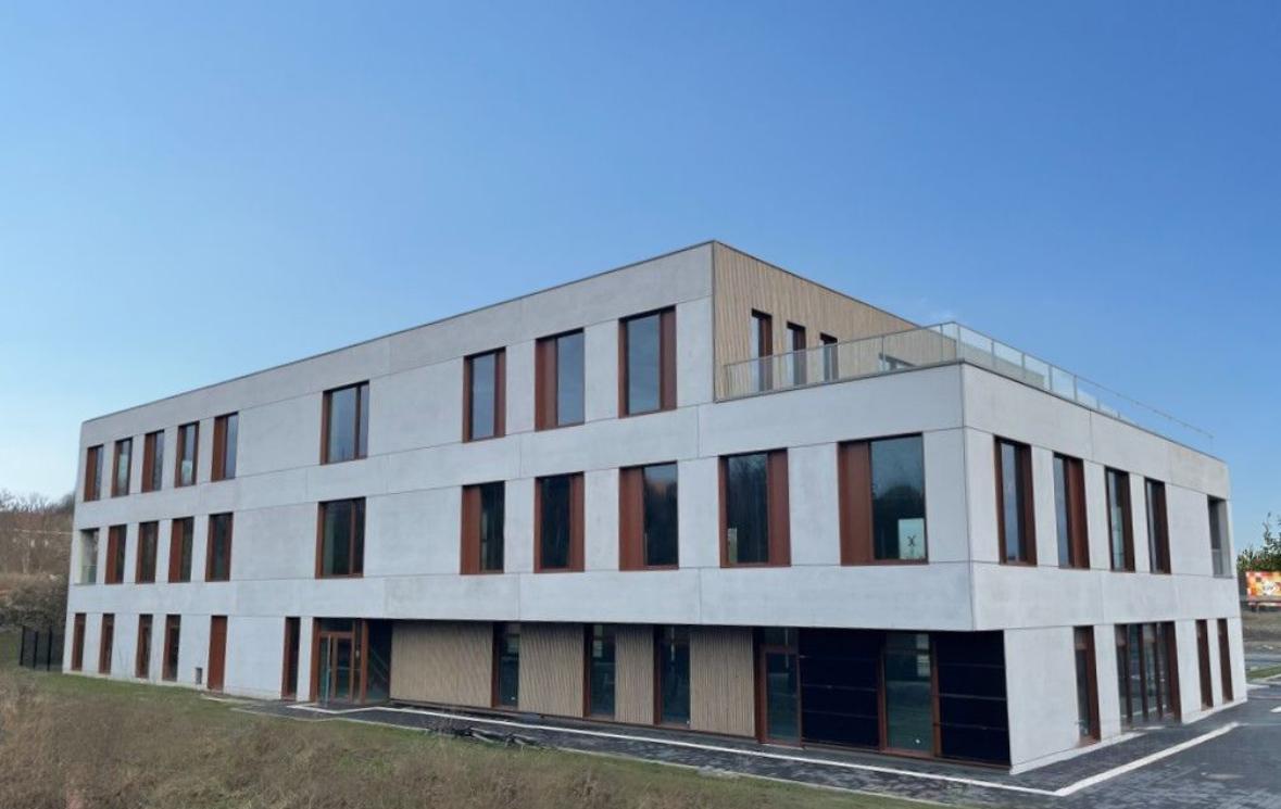 Büro in Anzin, France 319m², Nr. 87523