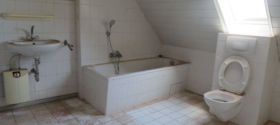 3 bedrooms Townhouse in Limburg-Weilburg, Germany No. 243319 9