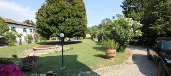 13 rooms Villa in Capannori, Italy No. 298462 3