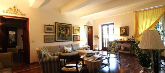 13 rooms Villa in Capannori, Italy No. 298462 8