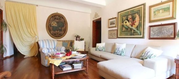 13 rooms Villa in Capannori, Italy No. 298462 7
