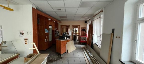 489m² Building in Mittelsachsen, Germany No. 306883 2