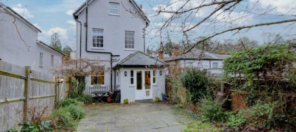 Таунхаус с 5 спальнями в Доркинг, Великобритания № 10412 20