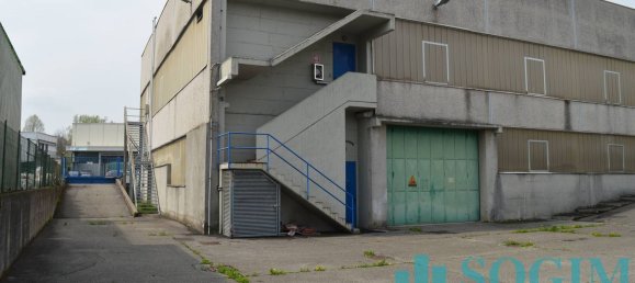 Lagerhaus in Olgiate Comasco, Italy 2430m², Nr. 138677 22